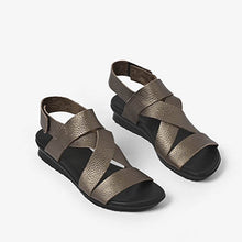 Cargar imagen en el visor de la galería, Sandalia arche