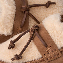 Cargar imagen en el visor de la galería, ZORA LOAFER CUERO