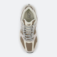 Cargar imagen en el visor de la galería, New Balance