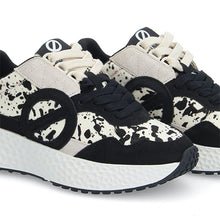 Cargar imagen en el visor de la galería, Deportiva NO NAME