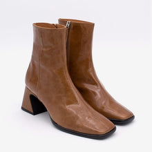 Cargar imagen en el visor de la galería, Botín Ángel Alarcón