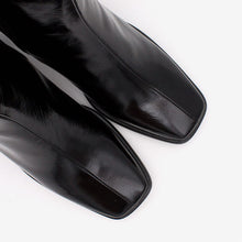 Cargar imagen en el visor de la galería, Botín Ángel Alarcón