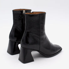 Cargar imagen en el visor de la galería, Botín Ángel Alarcón