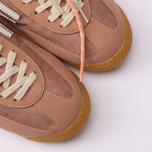 Cargar imagen en el visor de la galería, Deportiva Puraai