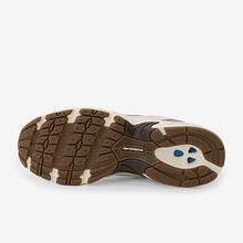 Cargar imagen en el visor de la galería, Deportiva New Balance