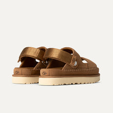 Cargar imagen en el visor de la galería, Sandalia UGG SS25