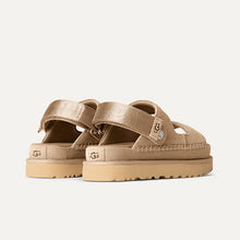 Cargar imagen en el visor de la galería, Sandalia UGG SS25