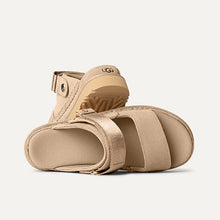 Cargar imagen en el visor de la galería, Sandalia UGG SS25