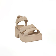 Cargar imagen en el visor de la galería, Sandalia UGG SS25