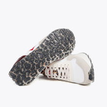 Cargar imagen en el visor de la galería, Deportiva Lola Casademunt