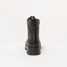 Cargar imagen en el visor de la galería, Botín art