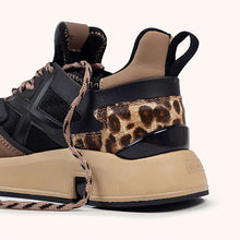 Cargar imagen en el visor de la galería, Deportiva Munich