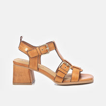 Cargar imagen en el visor de la galería, Sandalia Carmela SS25
