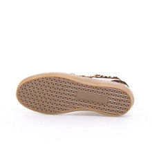 Cargar imagen en el visor de la galería, Deportiva AS98