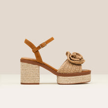 Cargar imagen en el visor de la galería, Alpargata Gaimo SS25