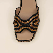 Cargar imagen en el visor de la galería, Alpargata Gaimo SS25