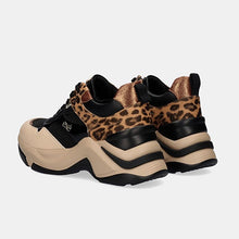 Cargar imagen en el visor de la galería, Deportiva EXE