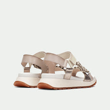 Cargar imagen en el visor de la galería, Sandalia Hispanitas SS25