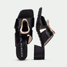Cargar imagen en el visor de la galería, Zapato Hispanitas SS25