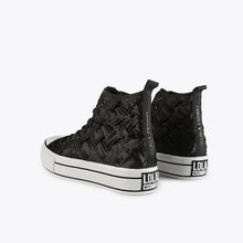 Cargar imagen en el visor de la galería, Deportiva LC