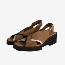 Cargar imagen en el visor de la galería, Sandalia arche SS25