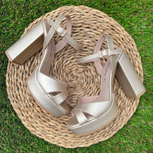 Cargar imagen en el visor de la galería, Sandalia Sitgetana