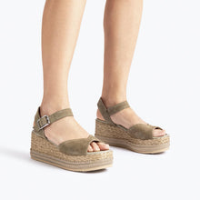 Cargar imagen en el visor de la galería, Sandalia Unisa SS25