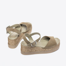Cargar imagen en el visor de la galería, Sandalia Unisa SS25