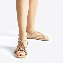 Cargar imagen en el visor de la galería, Sandalia Unisa SS25