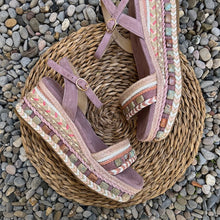 Cargar imagen en el visor de la galería, Sandalia Alma en Pena