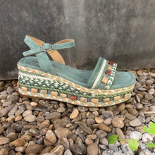 Cargar imagen en el visor de la galería, Sandalia Alma en Pena