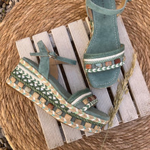 Cargar imagen en el visor de la galería, Sandalia Alma en Pena