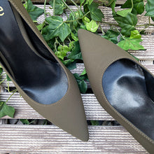 Cargar imagen en el visor de la galería, Stiletto Itse