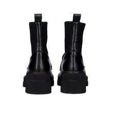 Cargar imagen en el visor de la galería, Mocasín EXE