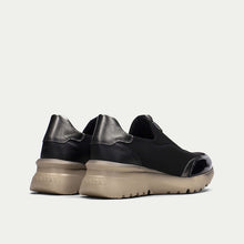 Cargar imagen en el visor de la galería, Zapato casual Hispanitas