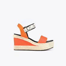 Cargar imagen en el visor de la galería, Sandalia LC