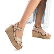 Cargar imagen en el visor de la galería, Sandalia Carmela - NEW IN