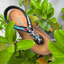 Cargar imagen en el visor de la galería, Sandalia Multicolor