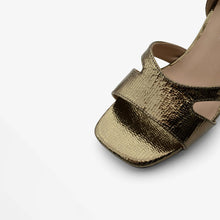 Cargar imagen en el visor de la galería, Sandalia Regarde Le Ciel SS25