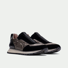 Cargar imagen en el visor de la galería, Zapato casual Hispanitas