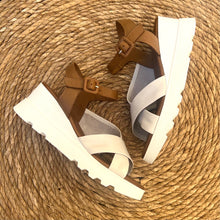 Cargar imagen en el visor de la galería, Sandalia Itse