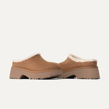 Cargar imagen en el visor de la galería, Zueco UGG