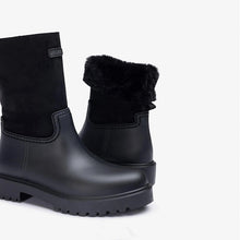 Cargar imagen en el visor de la galería, Botín Unisa