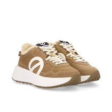 Cargar imagen en el visor de la galería, Deportiva NO NAME