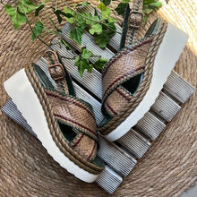 Cargar imagen en el visor de la galería, Sandalia Pons Quintana