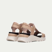 Cargar imagen en el visor de la galería, Sandalia Hispanitas