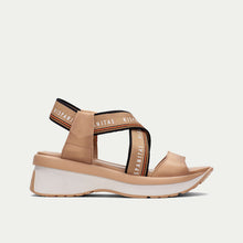 Cargar imagen en el visor de la galería, Sandalia Hispanitas