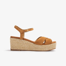 Cargar imagen en el visor de la galería, Sandalia Unisa