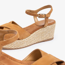 Cargar imagen en el visor de la galería, Sandalia Unisa