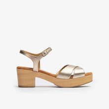 Cargar imagen en el visor de la galería, Sandalia Unisa